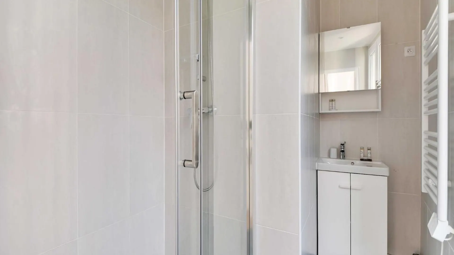 Chic Apartment - 1Br 4P - Sacre-C Ur Parigi